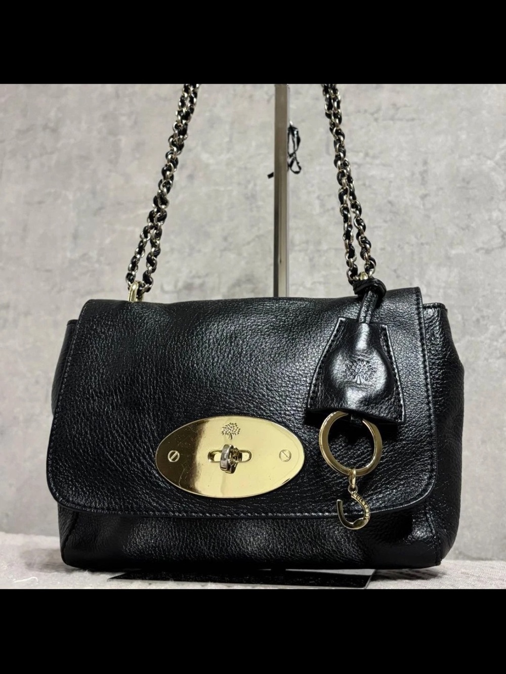 Mulberry Black Leather Shoulder Bag with Gold Hardware